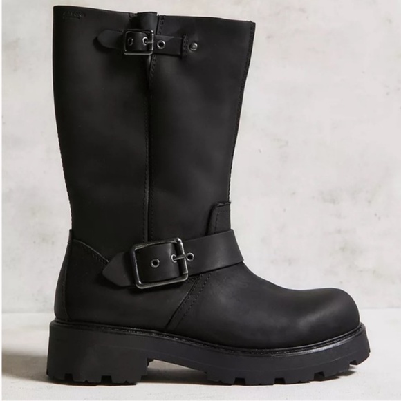 Vagabond Black Cosmo 2.0 Leather Lug Sole Tall Boot - Picture 2 of 11